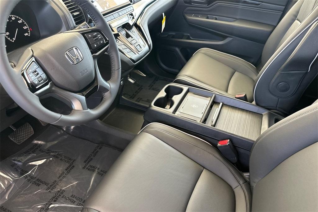 new 2026 Honda Odyssey car, priced at $49,445