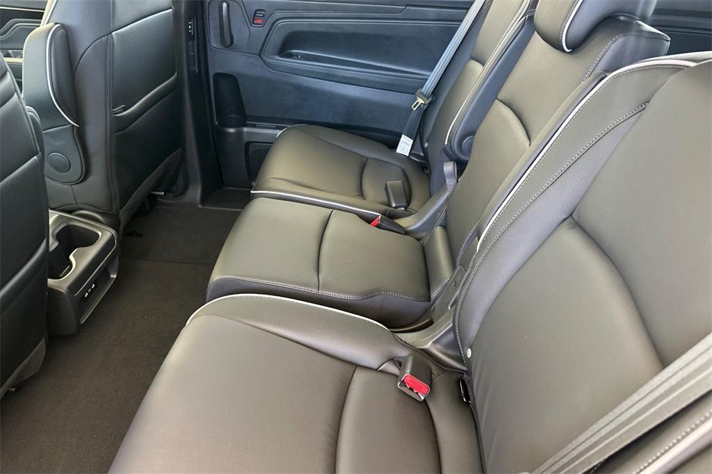 new 2026 Honda Odyssey car, priced at $49,445