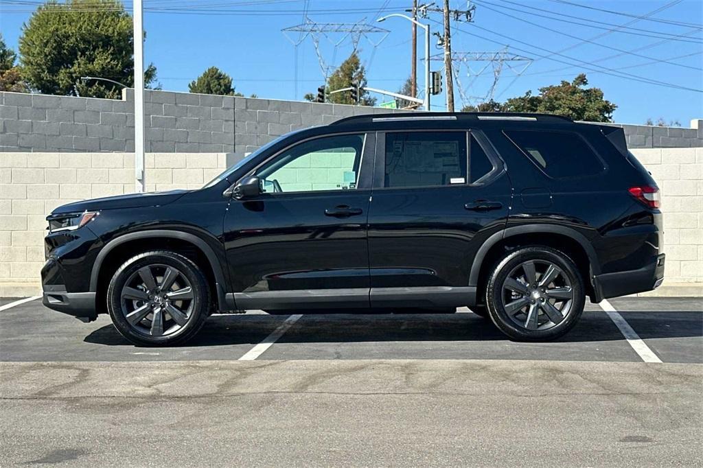 new 2025 Honda Pilot car, priced at $43,695