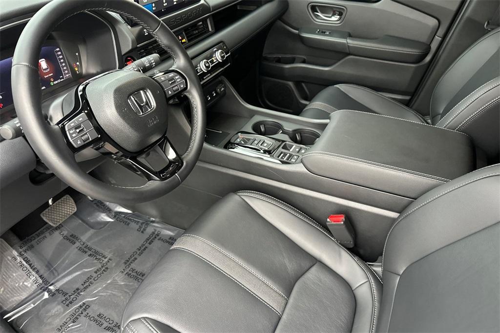 used 2026 Honda Passport car, priced at $45,695