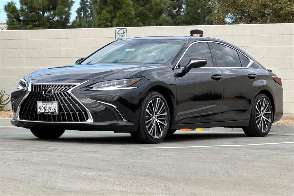 used 2025 Lexus ES 300h car, priced at $43,995