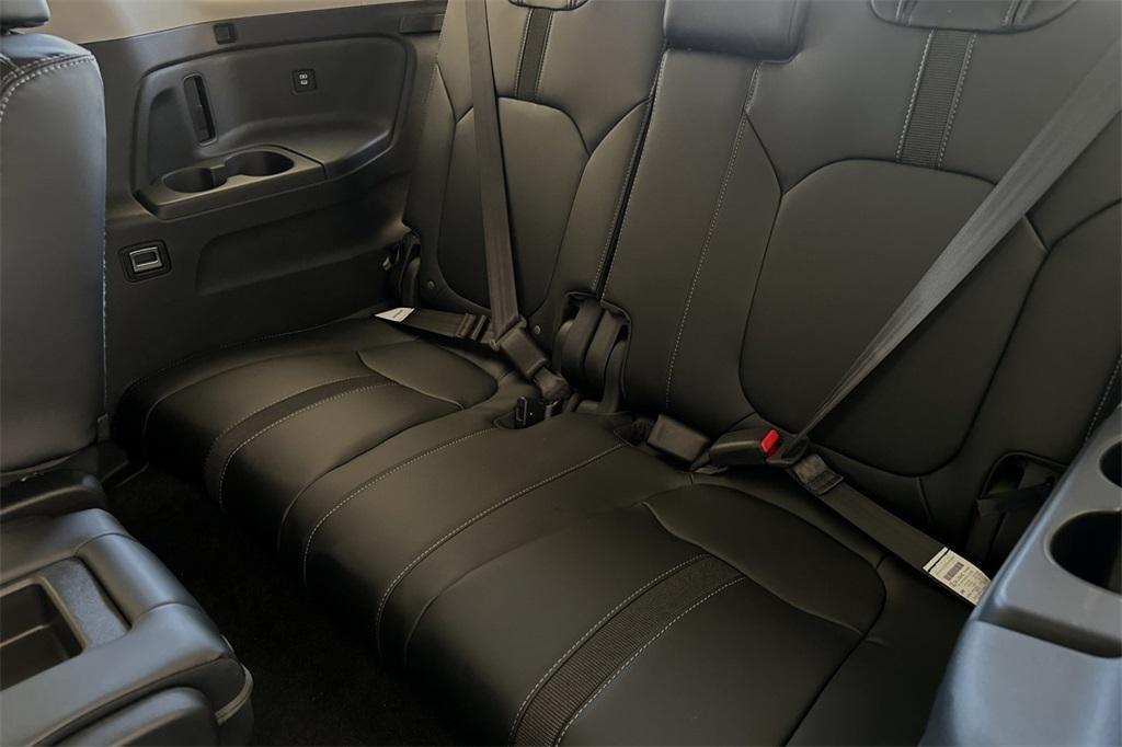 new 2025 Honda Pilot car, priced at $45,767