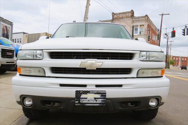 used 2004 Chevrolet Suburban car, priced at $10,950