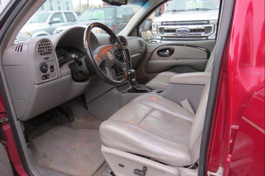 used 2006 Buick Rainier car, priced at $5,950