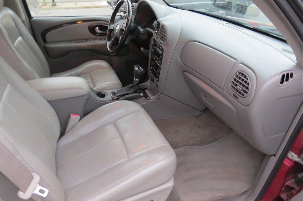 used 2006 Buick Rainier car, priced at $5,950