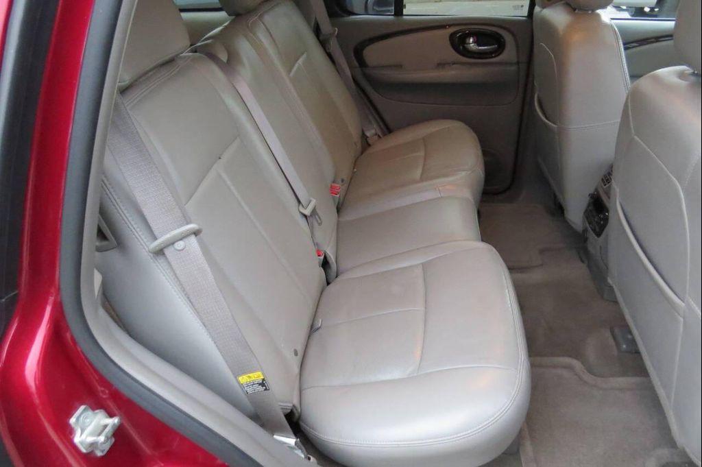 used 2006 Buick Rainier car, priced at $5,950