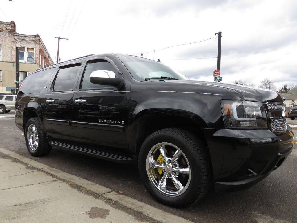 used 2008 Chevrolet Suburban car, priced at $10,950