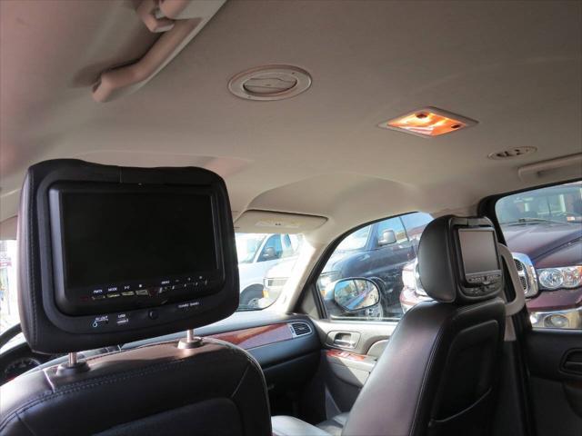 used 2010 Chevrolet Suburban car, priced at $9,950