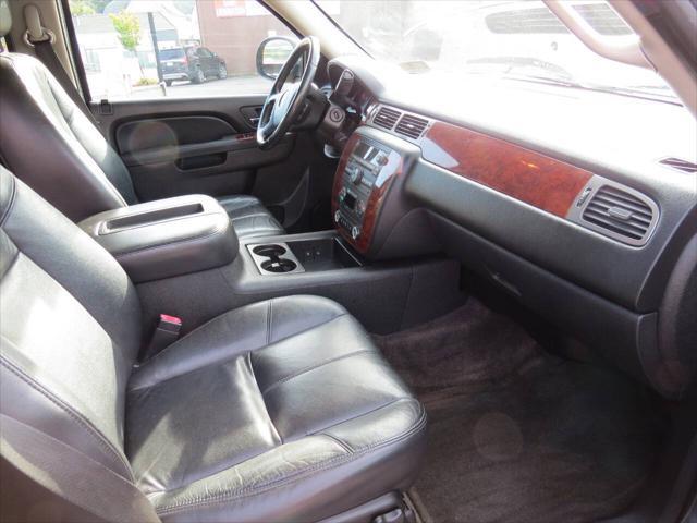 used 2010 Chevrolet Suburban car, priced at $9,950