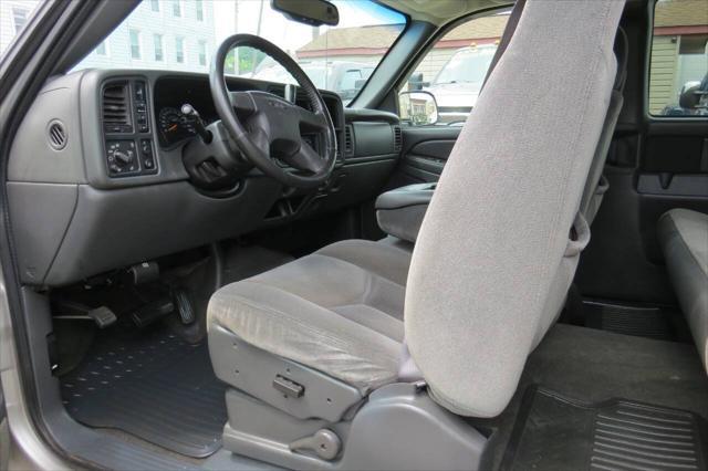 used 2005 GMC Sierra 2500 car, priced at $11,950