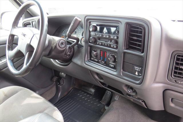 used 2005 GMC Sierra 2500 car, priced at $11,950