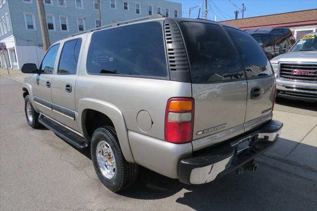 used 2003 Chevrolet Suburban car, priced at $10,950