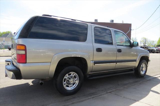 used 2003 Chevrolet Suburban car, priced at $10,950