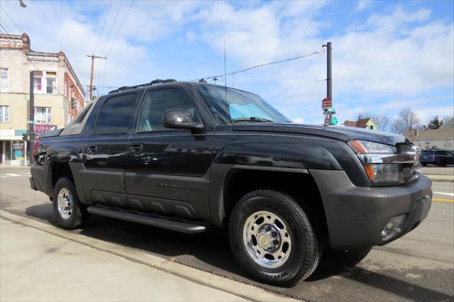 used 2003 Chevrolet Avalanche car, priced at $12,950