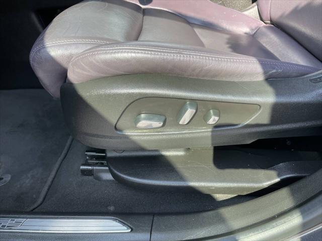 used 2017 Cadillac XT5 car, priced at $14,995