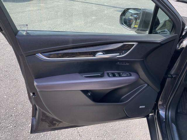 used 2017 Cadillac XT5 car, priced at $14,995