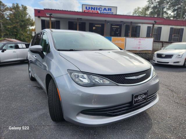 used 2017 Chrysler Pacifica car, priced at $12,895