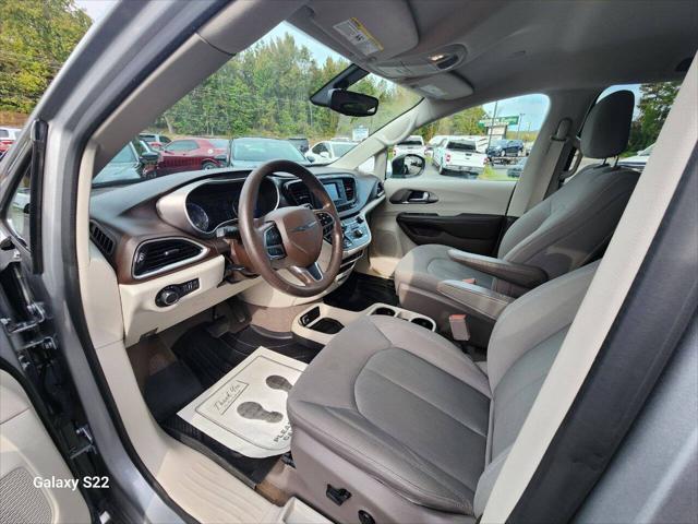 used 2017 Chrysler Pacifica car, priced at $12,895