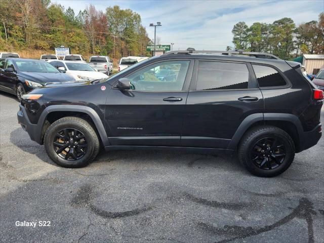 used 2016 Jeep Cherokee car, priced at $15,995