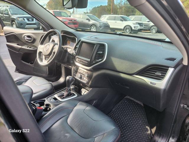 used 2016 Jeep Cherokee car, priced at $15,995