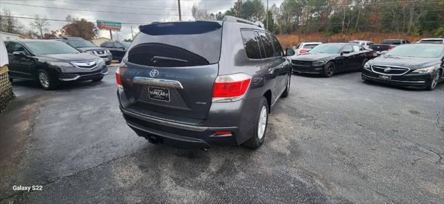 used 2012 Toyota Highlander car, priced at $11,895