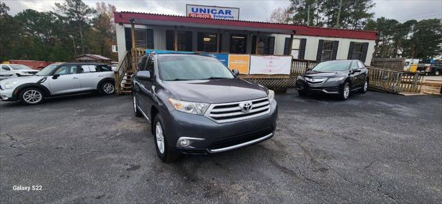 used 2012 Toyota Highlander car, priced at $11,895