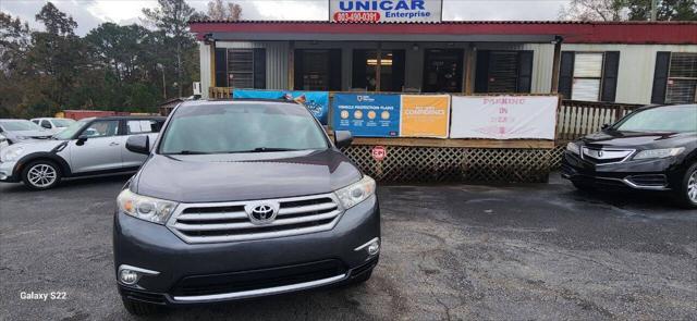 used 2012 Toyota Highlander car, priced at $11,895