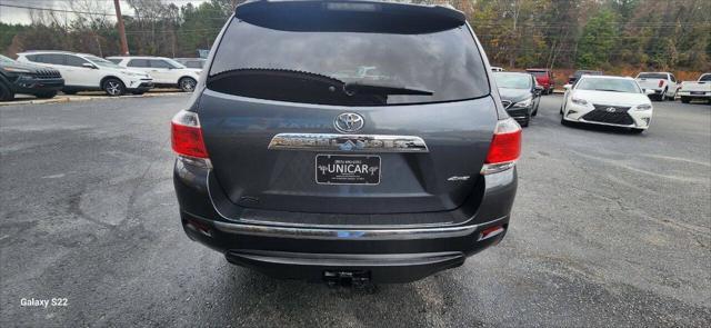 used 2012 Toyota Highlander car, priced at $11,895