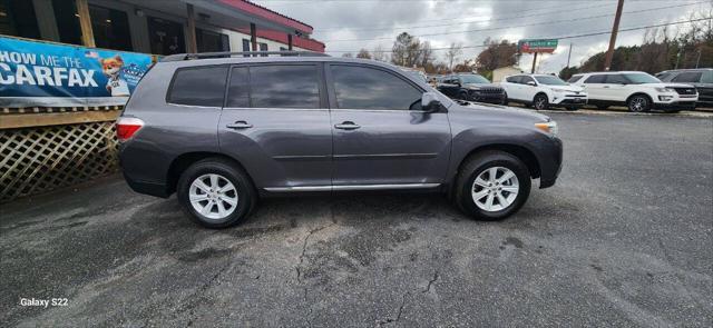 used 2012 Toyota Highlander car, priced at $11,895