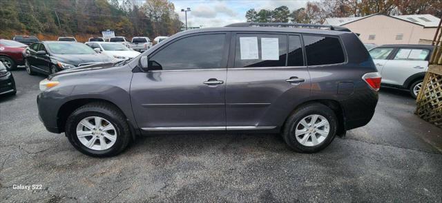 used 2012 Toyota Highlander car, priced at $11,895