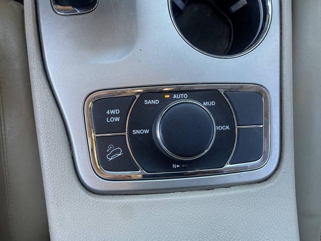 used 2015 Jeep Grand Cherokee car, priced at $11,495