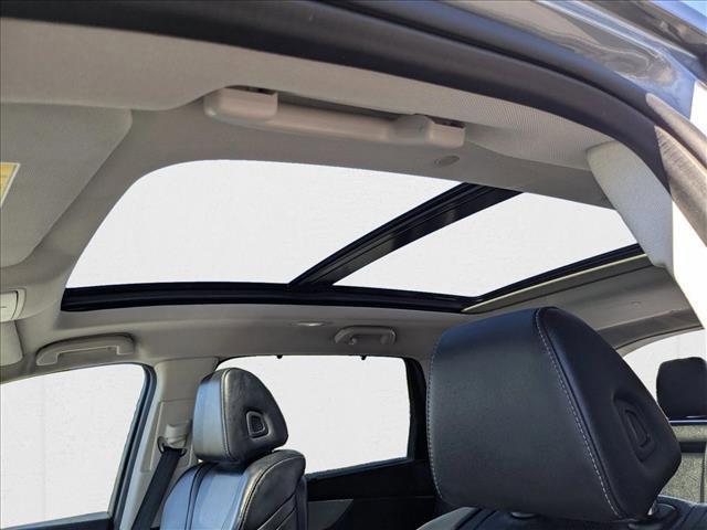 used 2023 Acura MDX car, priced at $35,995