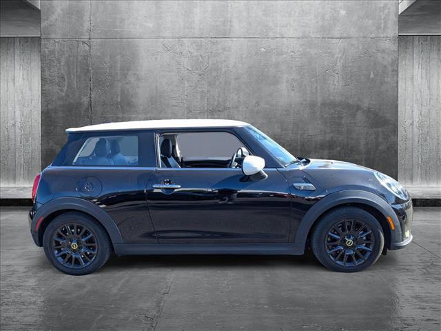 used 2022 MINI Hardtop car, priced at $22,686