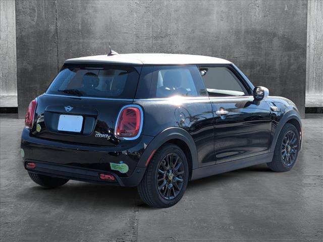 used 2022 MINI Hardtop car, priced at $22,686