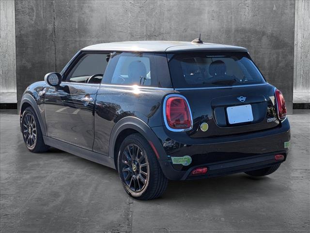 used 2022 MINI Hardtop car, priced at $22,686