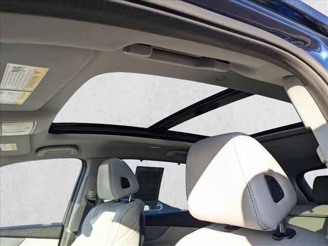 used 2023 Acura MDX car, priced at $38,495