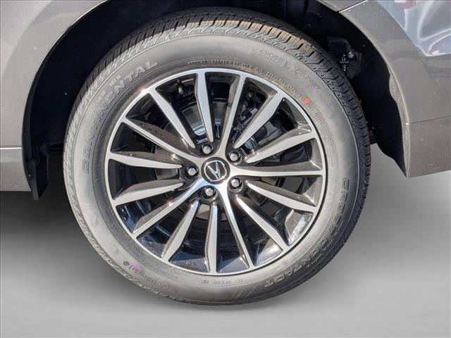 new 2025 Acura RDX car, priced at $54,400