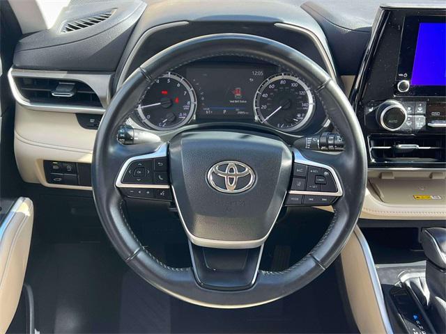 used 2023 Toyota Highlander car, priced at $36,970