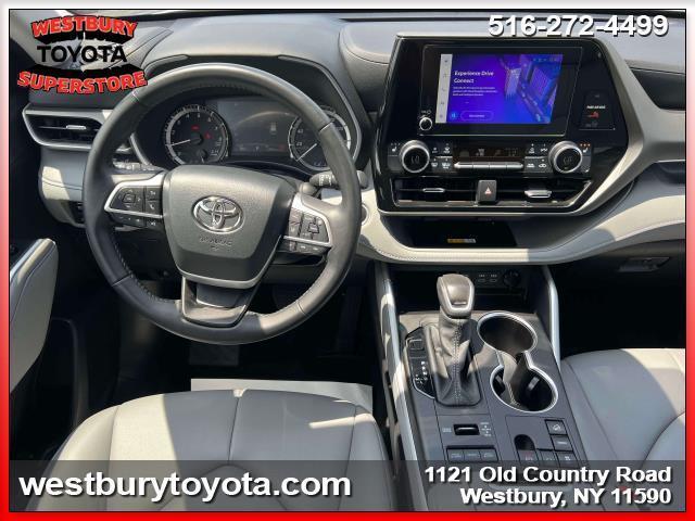 used 2024 Toyota Highlander car, priced at $48,995
