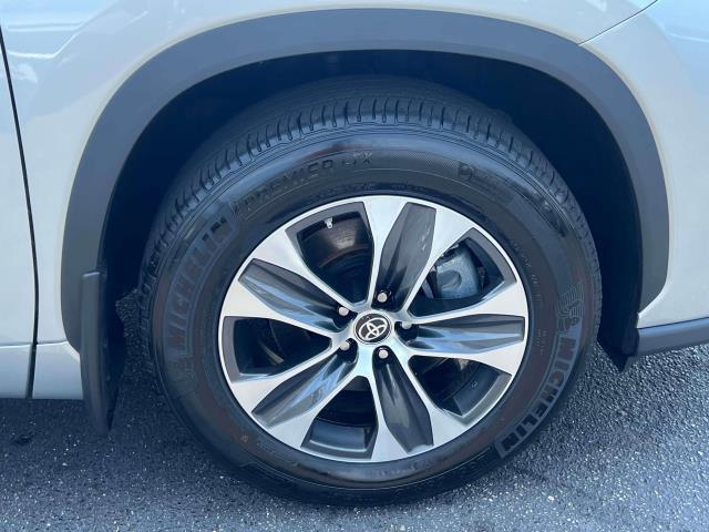 used 2024 Toyota Highlander car, priced at $48,995