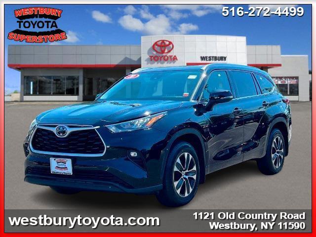 used 2020 Toyota Highlander car, priced at $28,985