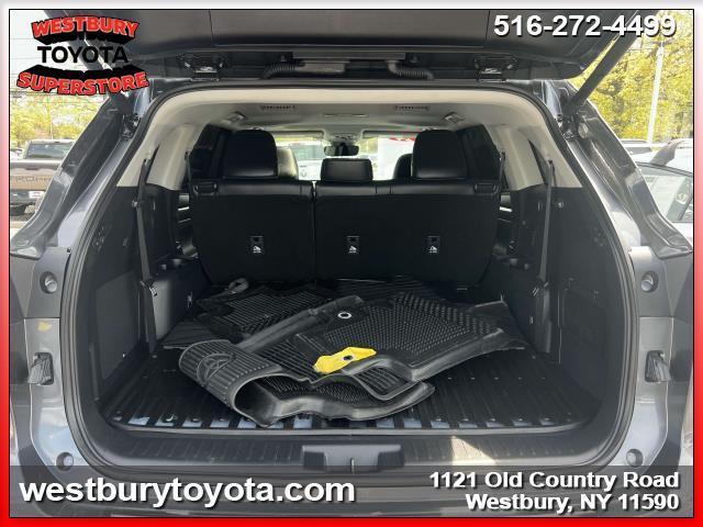 used 2024 Toyota Highlander car, priced at $42,895
