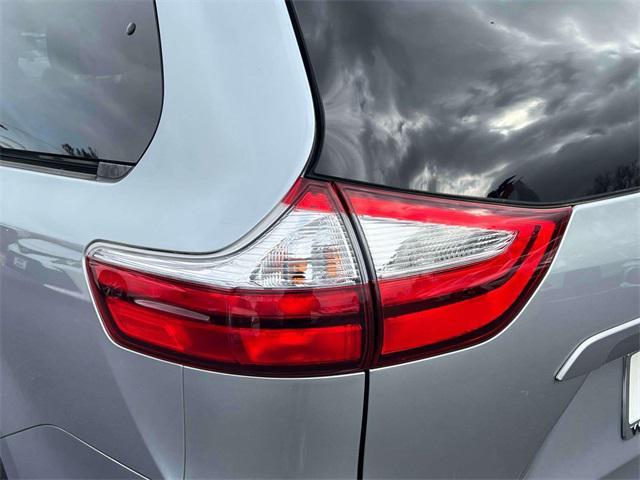 used 2018 Toyota Sienna car, priced at $26,995
