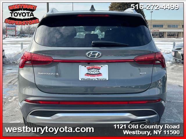 used 2022 Hyundai Santa Fe car, priced at $27,895