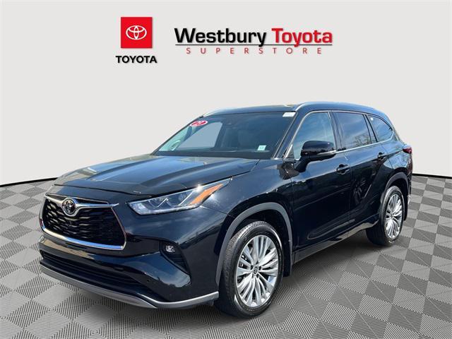 used 2023 Toyota Highlander car, priced at $47,400