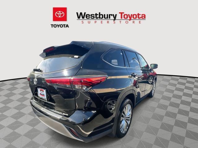 used 2023 Toyota Highlander car, priced at $49,995