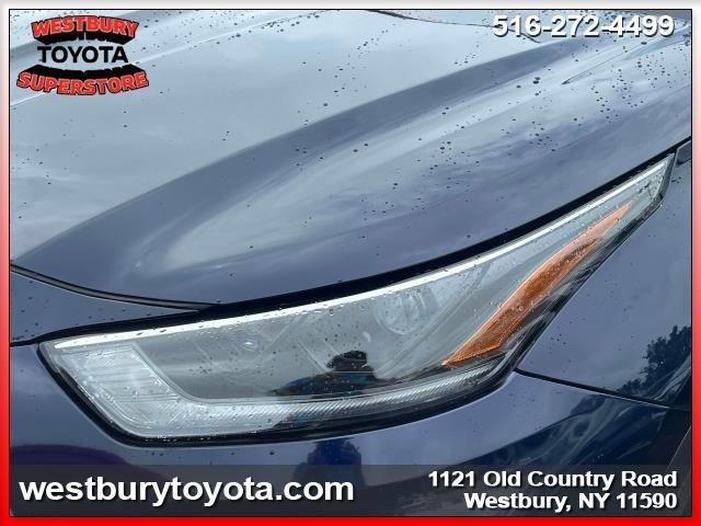 used 2021 Toyota Highlander car, priced at $31,985