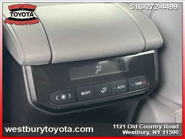 used 2021 Toyota Highlander car, priced at $31,985