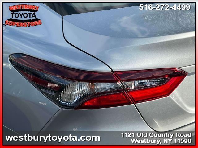 used 2021 Toyota Camry Hybrid car, priced at $25,590