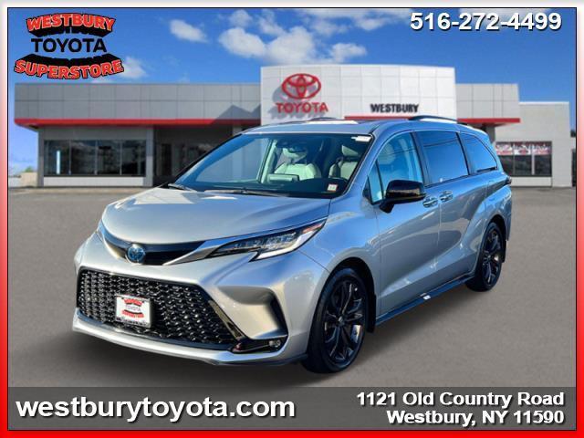 used 2022 Toyota Sienna car, priced at $48,995